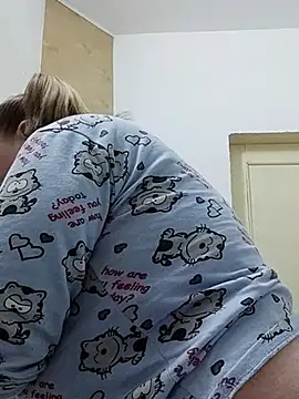 Snapshot of Kiss_Eva chatting on February 23, 8:28 am Kiss Eva online show from February 23, 8:28 am