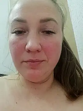 Snapshot of Kiss_Eva chatting on October 24, 8:16 pm Kiss Eva online show from October 24, 8:16 pm