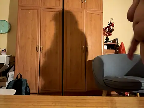 Snapshot of CherryLace04 chatting on October 1, 7:42 pm CherryLace04 online show from October 1, 7:42 pm