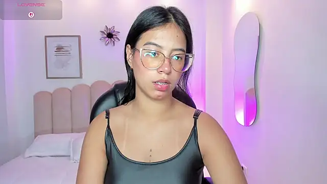 raven stonee online show from February 27, 11:16 pm