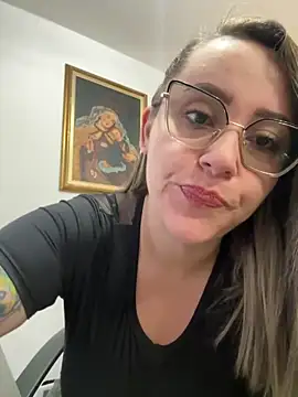 CurvyLust x online show from May 4, 1:29 pm