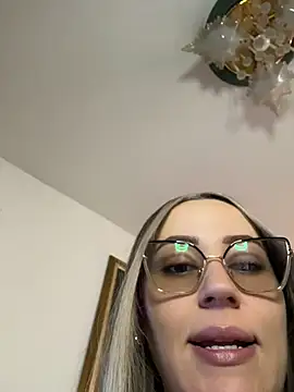 CurvyLust x online show from June 26, 1:48 pm