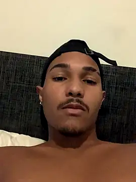 Snapshot of edualqxo chatting on October 9, 5:00 pm edualqxo online show from October 9, 5:00 pm