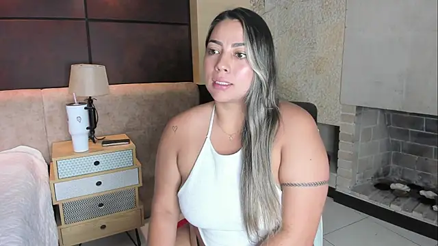 CandelaMartineez online show from October 3, 3:53 pm