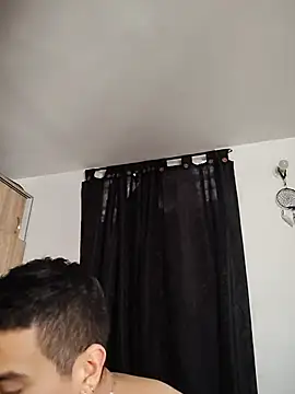 Juann-cock online show from July 16, 9:10 pm