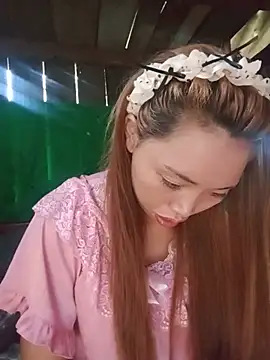 Snapshot of sulove_xx chatting on June 19, 12:15 am sulove xx online show from June 19, 12:15 am