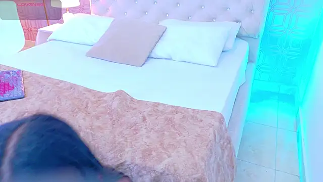 Samanta Isel online show from February 17, 3:03 am