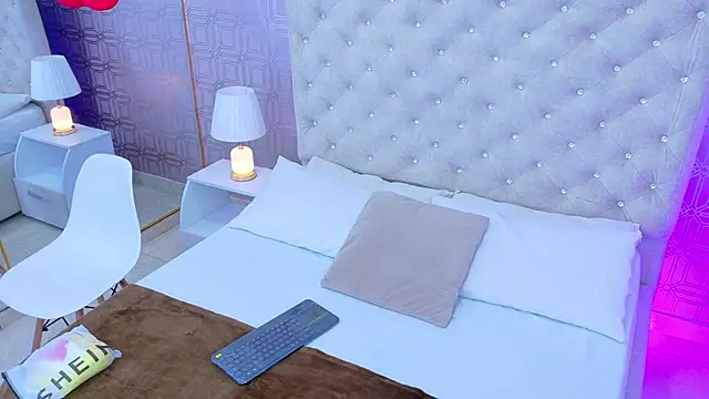 Samanta Isel online show from February 20, 3:03 am