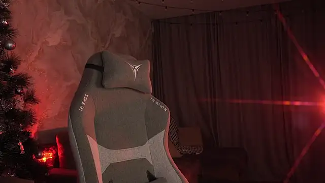 LumeNova online show from January 18, 2:26 am