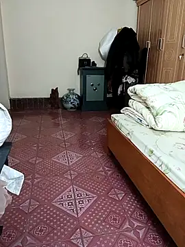 Moona heny online show from November 17, 12:49 am