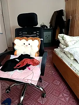 Moona heny online show from December 1, 12:37 am