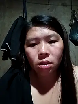 Snapshot of quynhkoolbae chatting on April 23, 12:29 pm quynhkoolbae online show from April 23, 12:29 pm