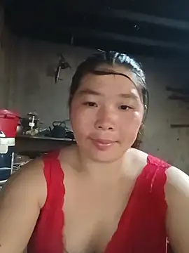 Snapshot of quynhkoolbae chatting on July 6, 2:41 am quynhkoolbae online show from July 6, 2:41 am