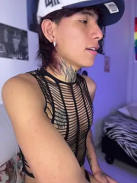 Snapshot of bellamy_095 chatting on February 18, 8:05 pm bellamy 095 online show from February 18, 8:05 pm