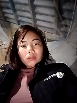 Annaacutee online show from January 5, 9:40 pm