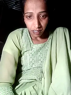 Pinki thakur 1 online show from April 3, 7:01 pm