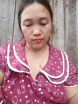 Snapshot of miumiu_00 chatting on July 1, 2:57 am miumiu 00 online show from July 1, 2:57 am