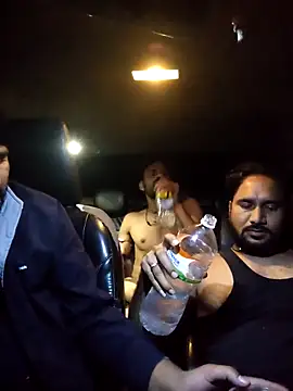 VijayLover69 online show from November 21, 4:27 pm