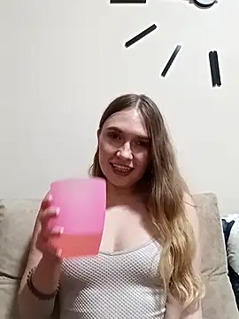 KisaVixen online show from March 4, 12:49 am