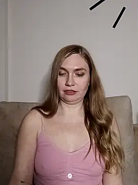 KisaVixen online show from April 12, 11:10 pm