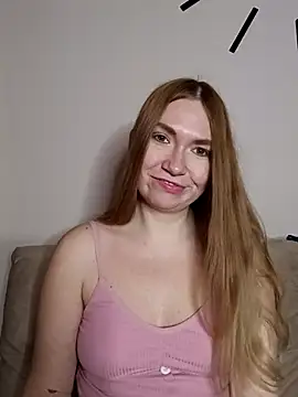 Snapshot of KisaVixen chatting on May 5, 3:20 pm KisaVixen online show from May 5, 3:20 pm