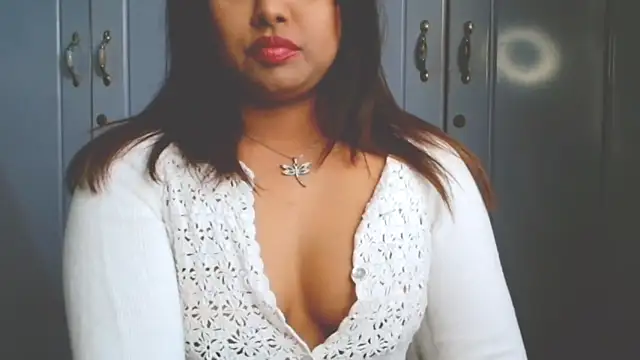 Indian GlowingMiax online show from September 14, 11:42 am