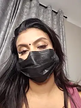 Indian GlowingMiax online show from March 24, 6:13 pm