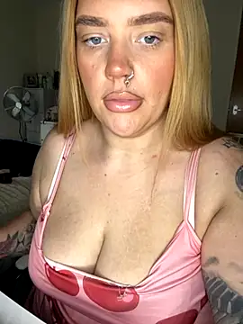 MysteriousMylaX online show from October 22, 1:22 pm