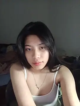 Snapshot of Katanh chatting on May 22, 8:21 am Katanh online show from May 22, 8:21 am