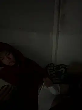 linh21107 online show from January 6, 7:39 pm