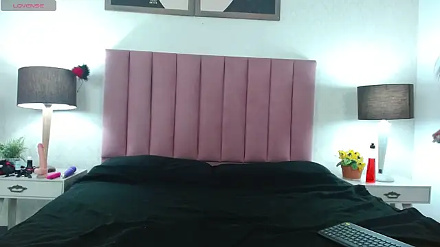 Lolagolden1 online show from October 24, 12:12 pm