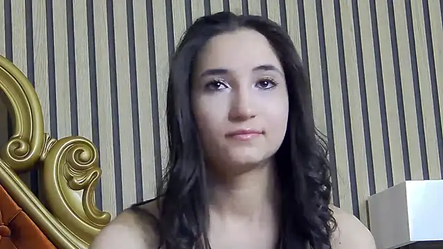 CarolinaBlair online show from March 24, 6:51 am