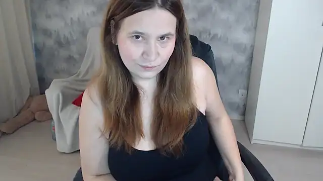 Snapshot of AdelinaLawson chatting on September 28, 10:09 am AdelinaLawson online show from September 28, 10:09 am