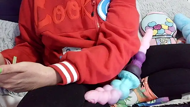 Snapshot of fetishslut4u chatting on September 10, 5:51 am fetishslut4u online show from September 10, 5:51 am