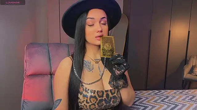 mygoddesshecate online show from October 5, 3:05 am