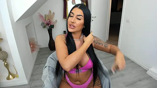 Ranya Evy online show from February 28, 4:19 pm