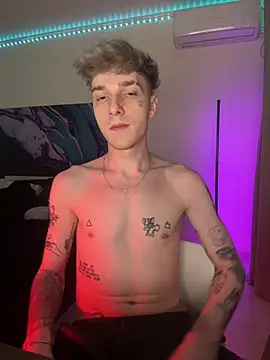 davesinner online show from February 19, 11:01 pm