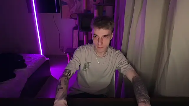 davesinner online show from April 4, 9:34 pm