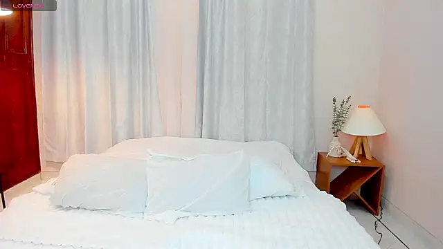 Snapshot of oblivion_deku chatting on October 1, 12:55 pm oblivion deku online show from October 1, 12:55 pm