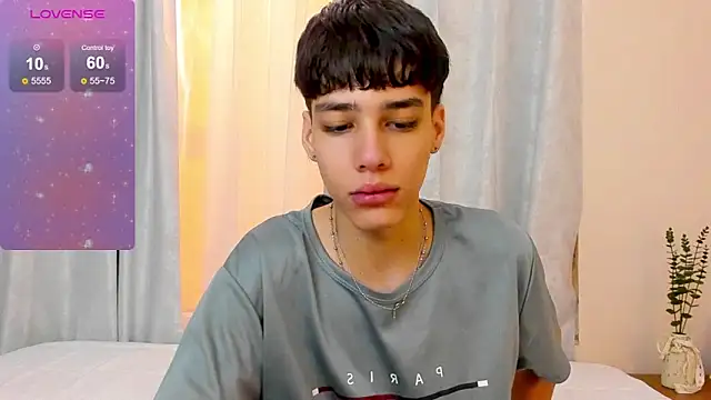 Snapshot of oblivion_deku chatting on December 19, 1:40 pm oblivion deku online show from December 19, 1:40 pm