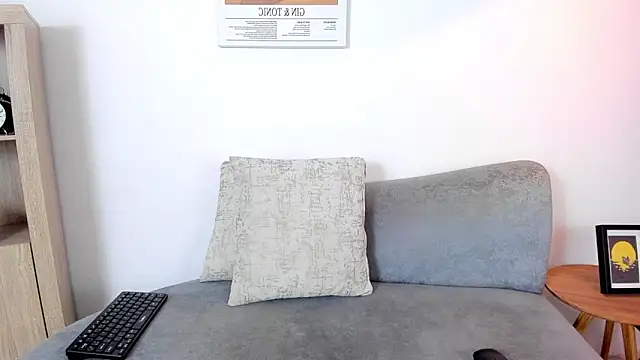 Snapshot of oblivion_deku chatting on February 13, 2:02 pm oblivion deku online show from February 13, 2:02 pm