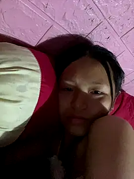 milo bae online show from November 5, 6:13 am