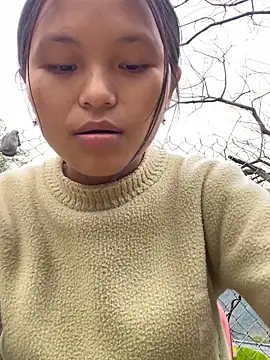 Snapshot of milo_bae chatting on February 3, 6:51 am milo bae online show from February 3, 6:51 am