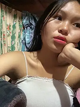 Snapshot of milo_bae chatting on February 11, 11:32 pm milo bae online show from February 11, 11:32 pm