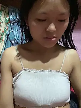 Snapshot of milo_bae chatting on February 14, 11:56 pm milo bae online show from February 14, 11:56 pm