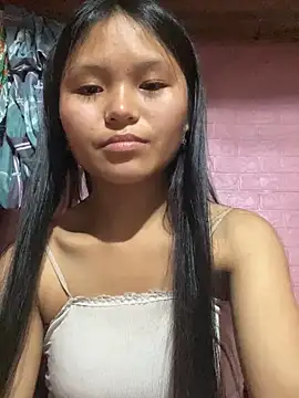 Snapshot of milo_bae chatting on February 16, 6:53 am milo bae online show from February 16, 6:53 am