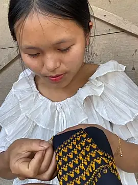 Snapshot of milo_bae chatting on March 2, 6:36 am milo bae online show from March 2, 6:36 am