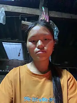 milo bae online show from April 14, 10:38 pm