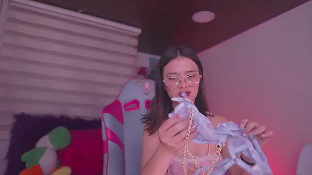 Lana Dreams  online show from February 3, 2:53 am