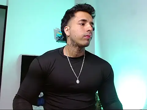 Snapshot of ragnar_phoenix chatting on February 19, 7:10 pm ragnar phoenix online show from February 19, 7:10 pm